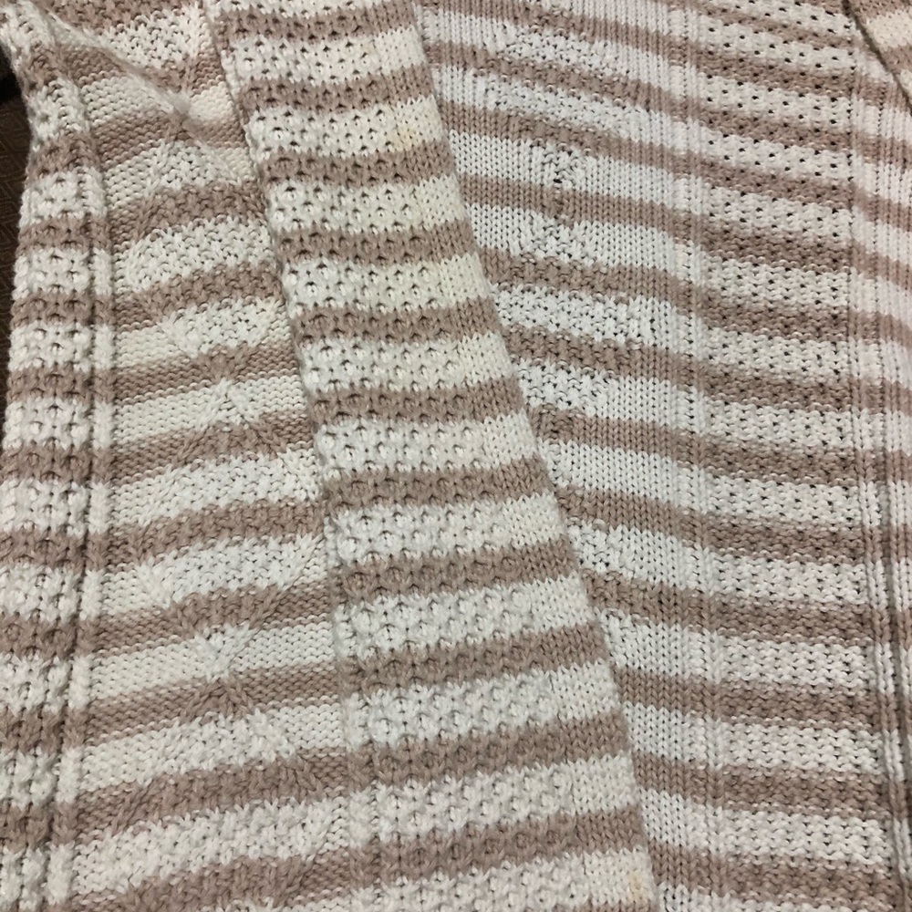 Sweater - Picture 4 of 7